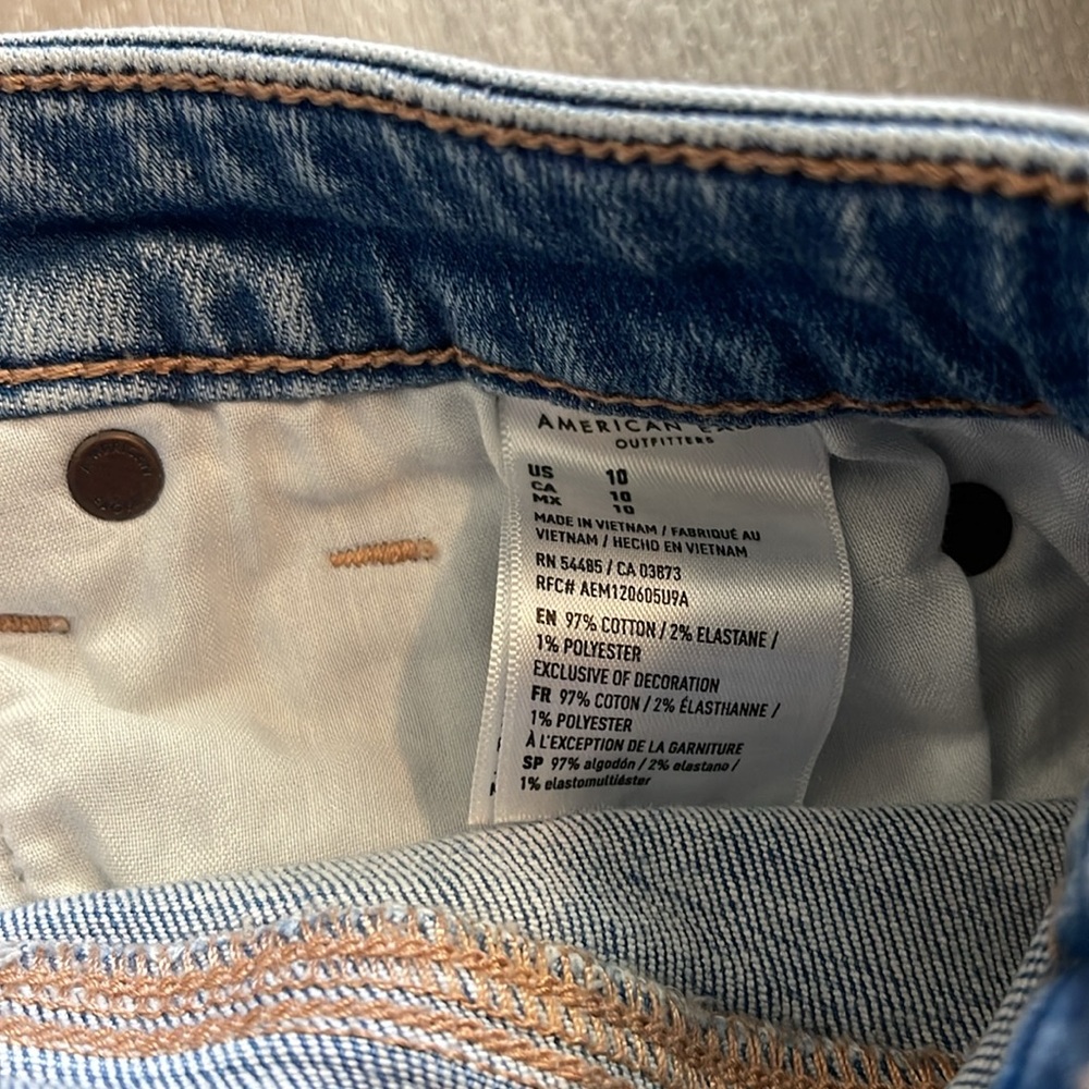 Super High Rise Jean Short - Picture 5 of 5